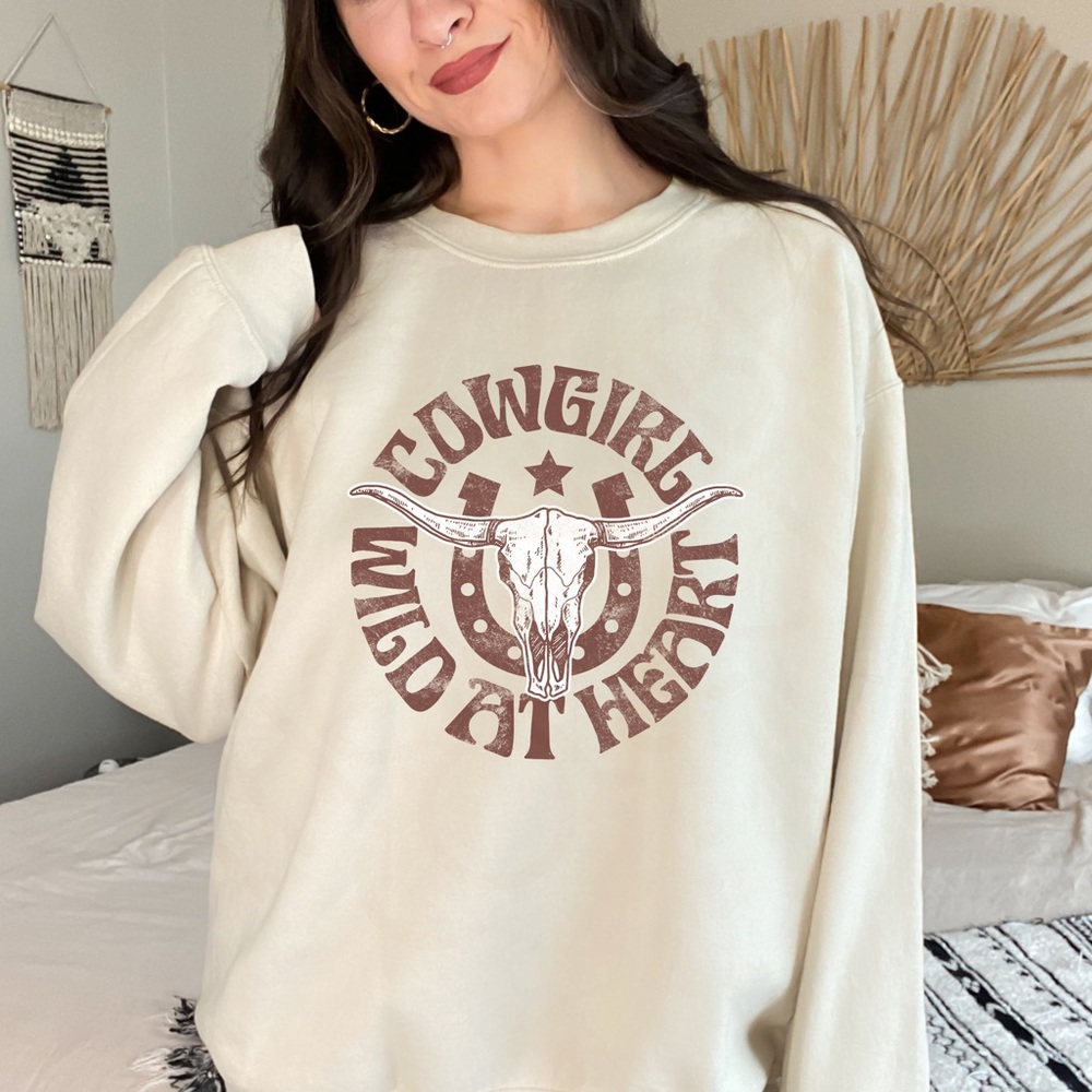 🚨 SALE 🚨 Cowgirl Wild at Heart Graphic Crewneck Sweatshirt